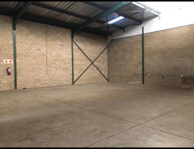 420M² WAREHOUSE TO LET IN MEADOWDALE